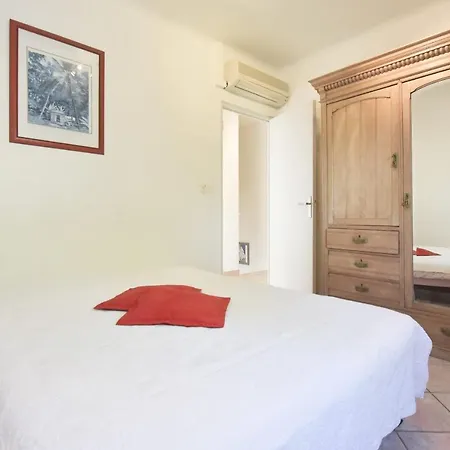 ヴィラ Family House With Swimming Pool & Sea View アンティーブ