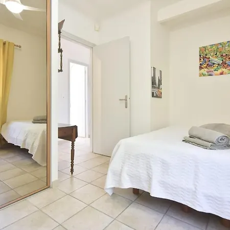 Family House With Swimming Pool & Sea View アンティーブ